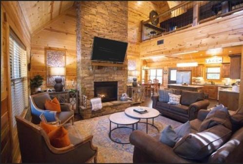 4Br/3Bth Family Cabin With A Hot Tub, Sleeps 14 Broken Bow Exterior foto